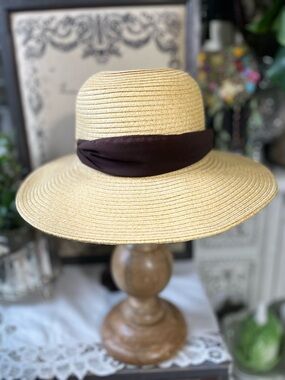 Vintage HBY Miami woven straw hat brown bow sun hat